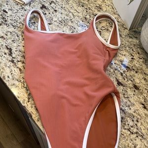 Lainsnow swim suit. Brand new